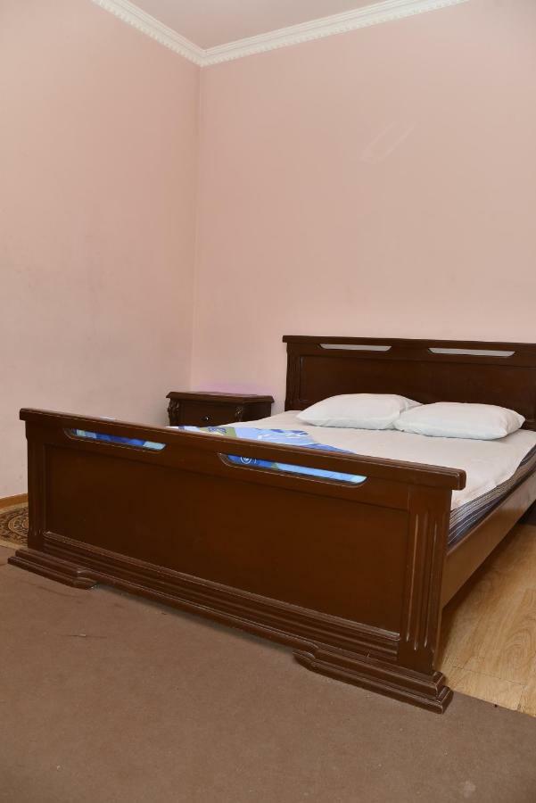 Zvartnots Ojakh Yerevan Exterior foto